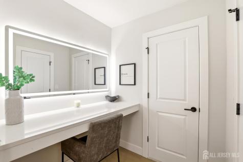 273 Edgeware Court Franklin Twsp NJ 08873