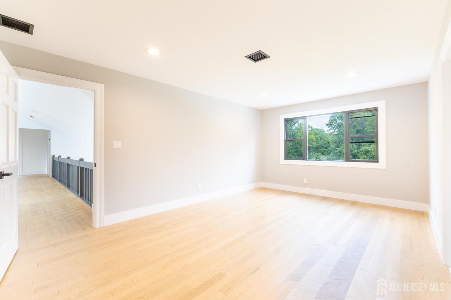 130 Hardenburg Lane East Brunswick NJ 08816