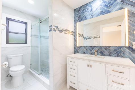 130 Hardenburg Lane East Brunswick NJ 08816