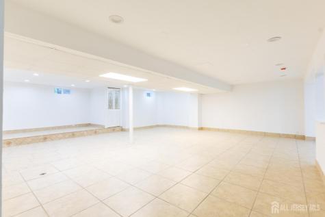 130 Hardenburg Lane East Brunswick NJ 08816