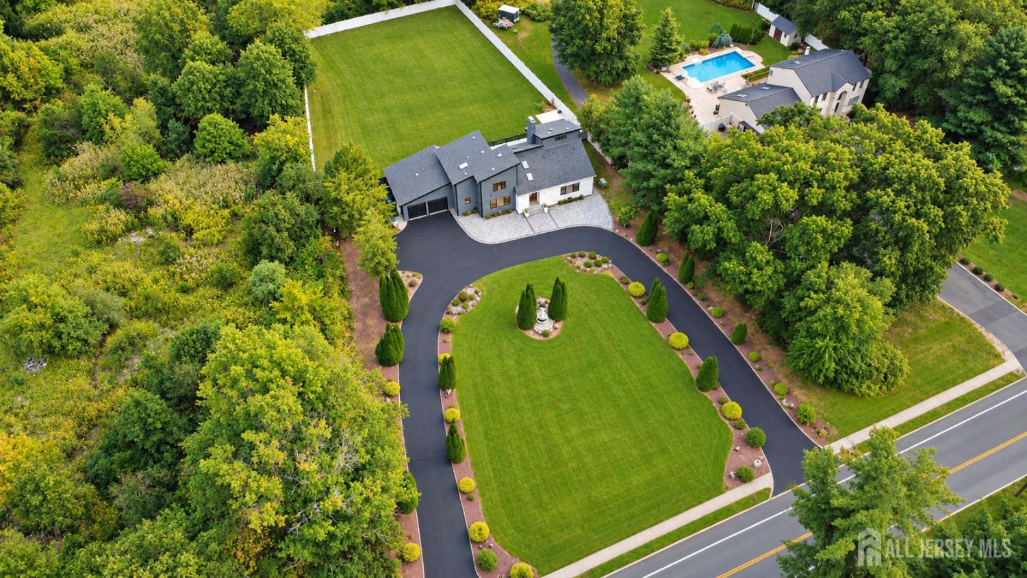 130 Hardenburg Lane East Brunswick NJ 08816