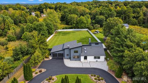 130 Hardenburg Lane East Brunswick NJ 08816