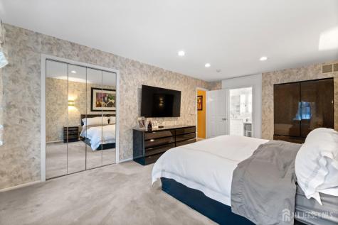 8 Willow Ridge Court Old Bridge NJ 08857