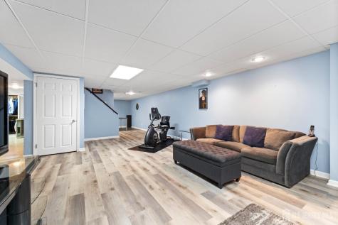 8 Willow Ridge Court Old Bridge NJ 08857