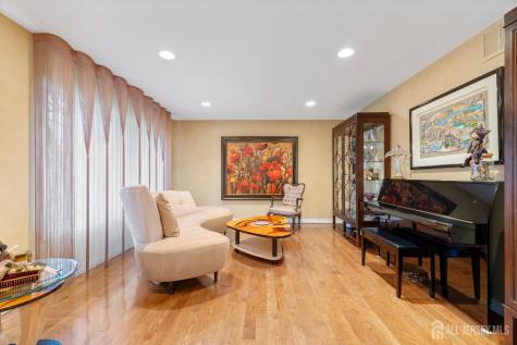 8 Willow Ridge Court Old Bridge NJ 08857