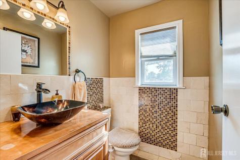 154 Dutton Street Franklin Twsp NJ 08873