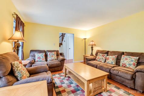 154 Dutton Street Franklin Twsp NJ 08873