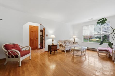 43 Sterling Road Franklin Twsp NJ 08540