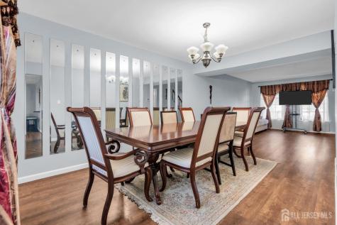 25 Paine Court East Brunswick NJ 08816