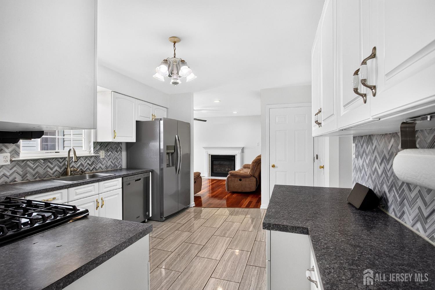 296 Remsen Avenue Avenel NJ 07001