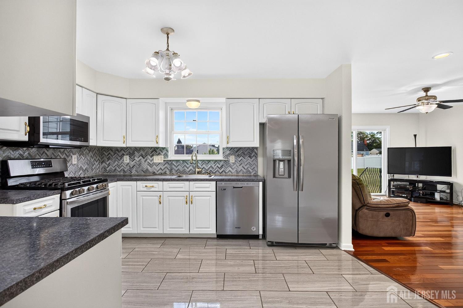 296 Remsen Avenue Avenel NJ 07001