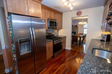 113 Woodmere Drive Sayreville NJ 08859