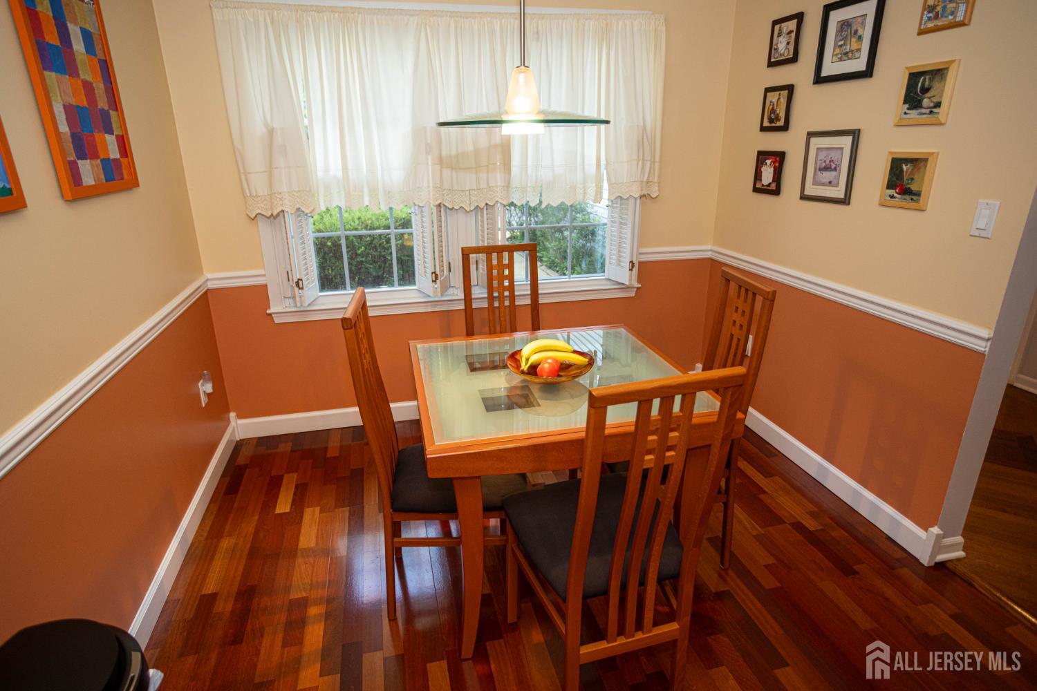 113 Woodmere Drive Sayreville NJ 08859