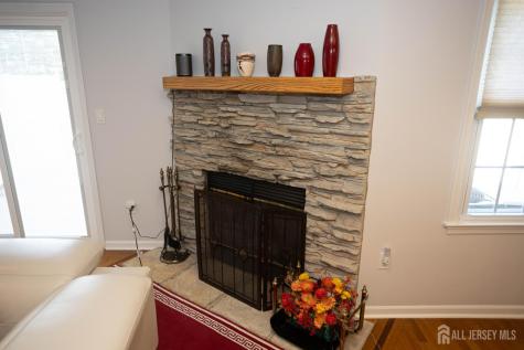 113 Woodmere Drive Sayreville NJ 08859