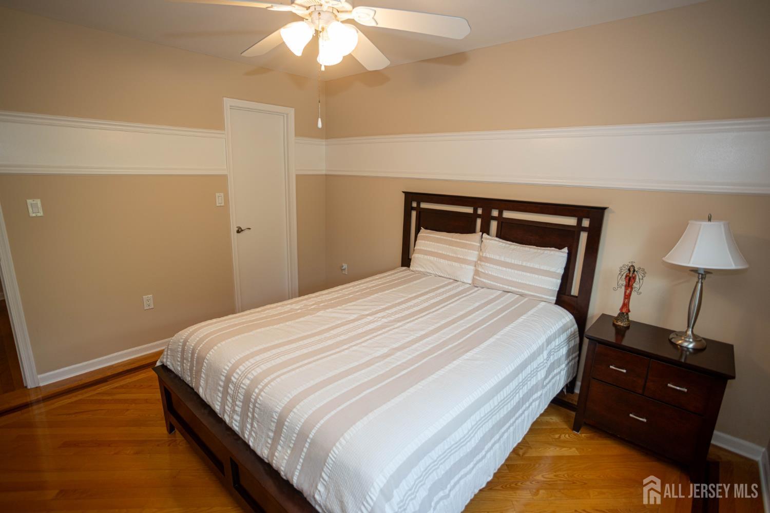 113 Woodmere Drive Sayreville NJ 08859