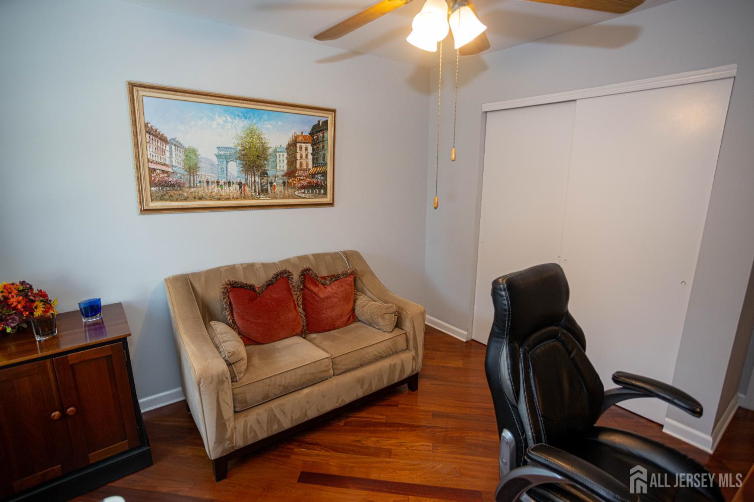 113 Woodmere Drive Sayreville NJ 08859