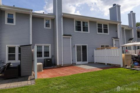 113 Woodmere Drive Sayreville NJ 08859