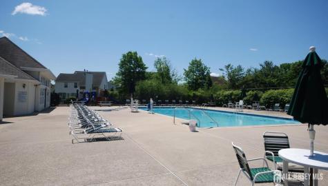 113 Woodmere Drive Sayreville NJ 08859
