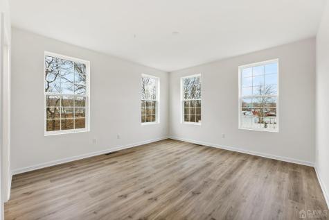86 Depot Way Dunellen NJ 08812