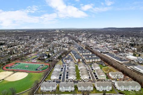 86 Depot Way Dunellen NJ 08812