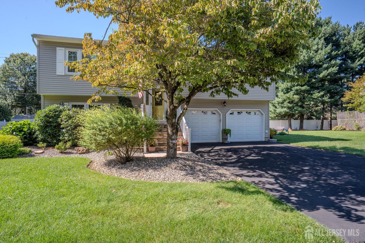 31 Pullman Loop South Brunswick NJ 08810