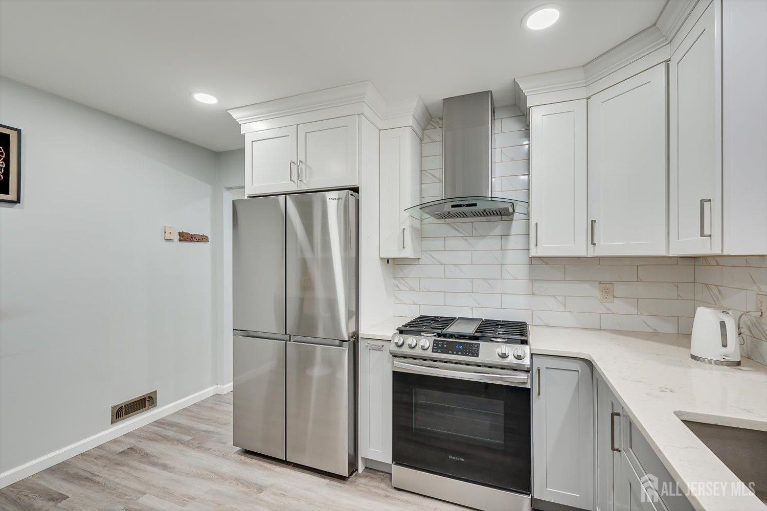 3 Ode Place Piscataway NJ 08854