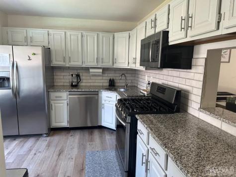 14 Albury Way North Brunswick NJ 08902