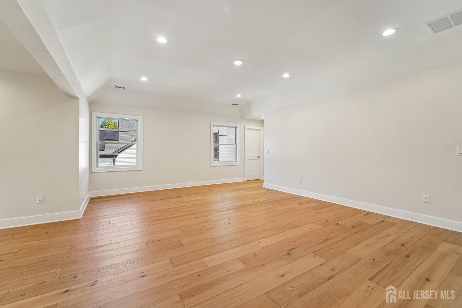 11 Scarlet Drive Piscataway NJ 08854