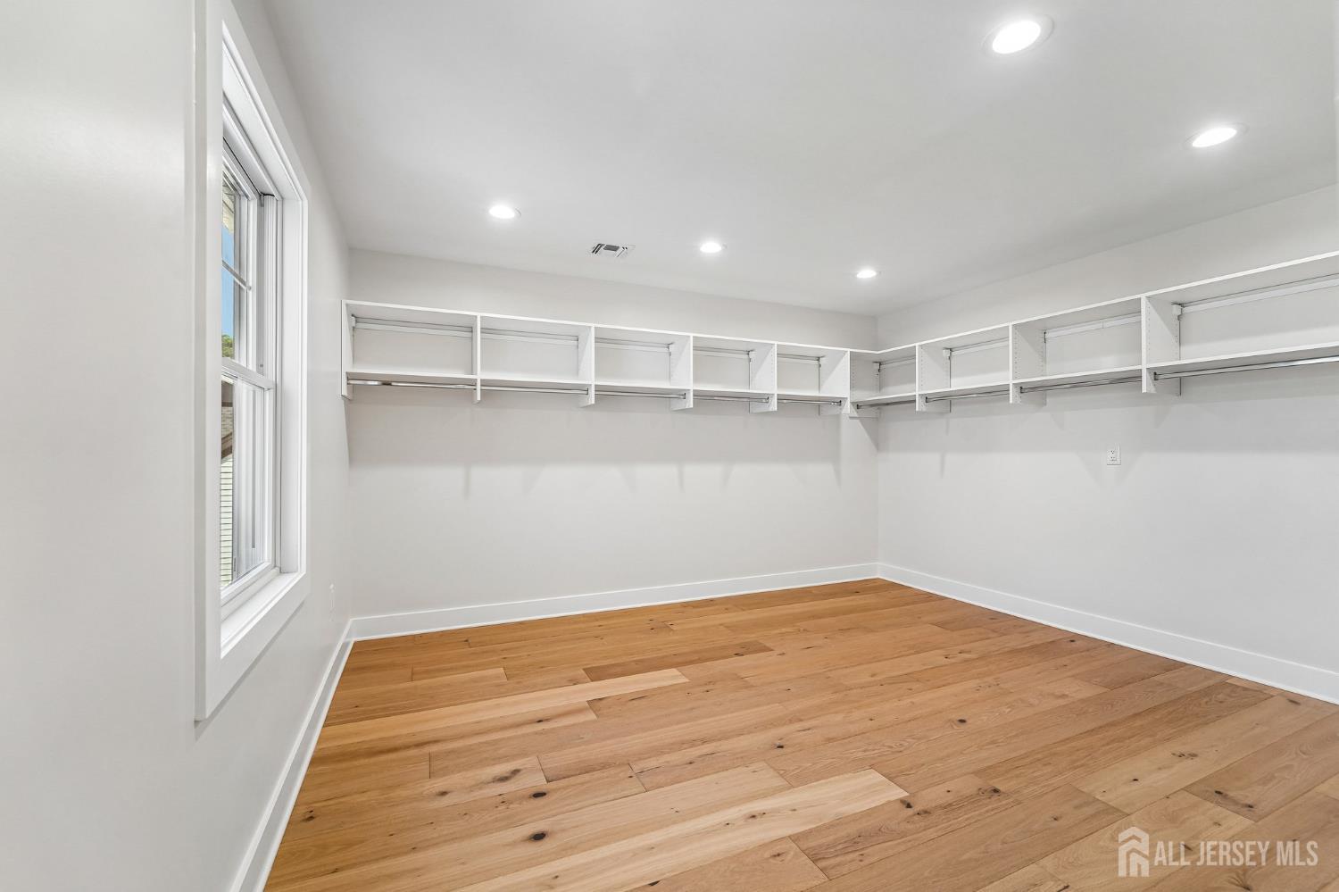 11 Scarlet Drive Piscataway NJ 08854