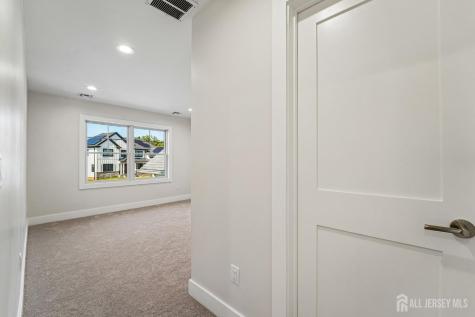 11 Scarlet Drive Piscataway NJ 08854