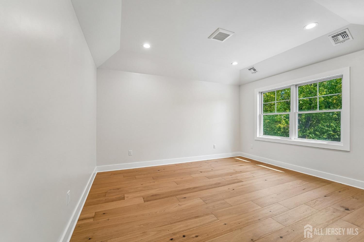 11 Scarlet Drive Piscataway NJ 08854