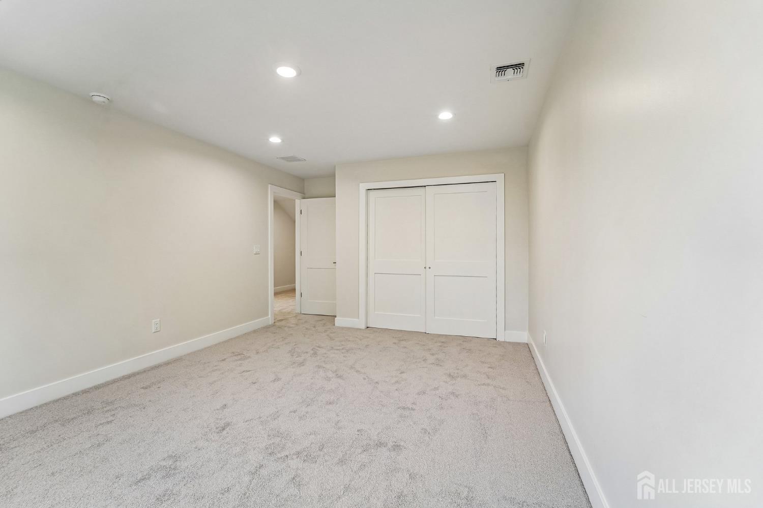 11 Scarlet Drive Piscataway NJ 08854
