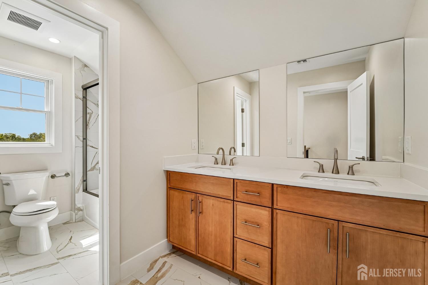 11 Scarlet Drive Piscataway NJ 08854