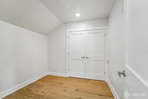 11 Scarlet Drive Piscataway NJ 08854