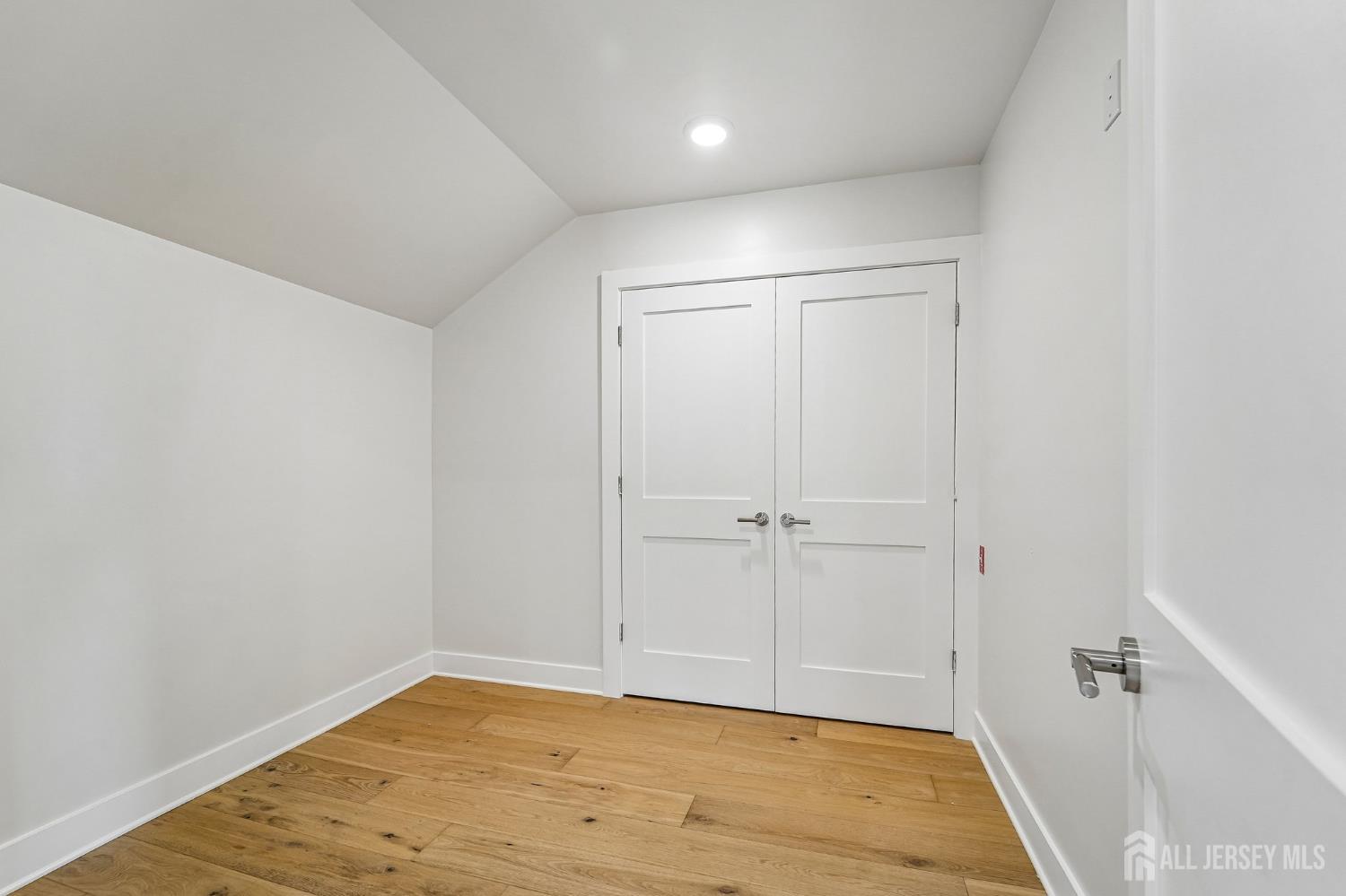 11 Scarlet Drive Piscataway NJ 08854