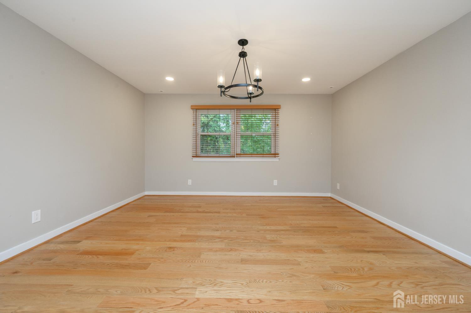 596 Keefe Road Lawrence NJ 08648