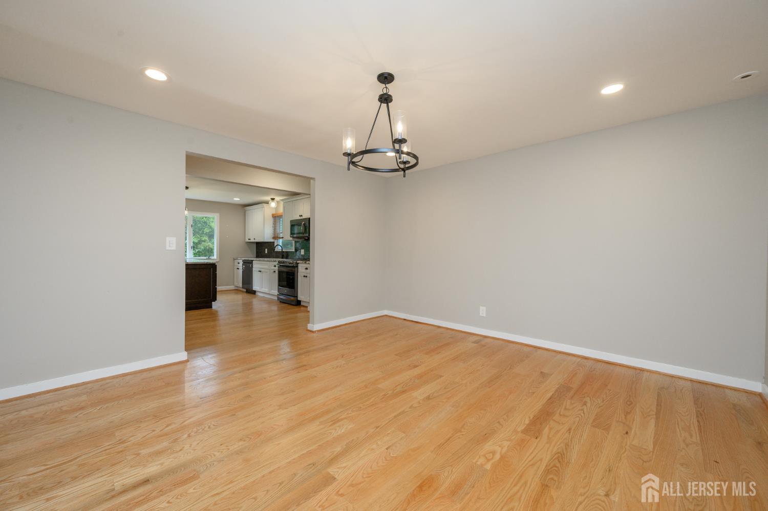 596 Keefe Road Lawrence NJ 08648