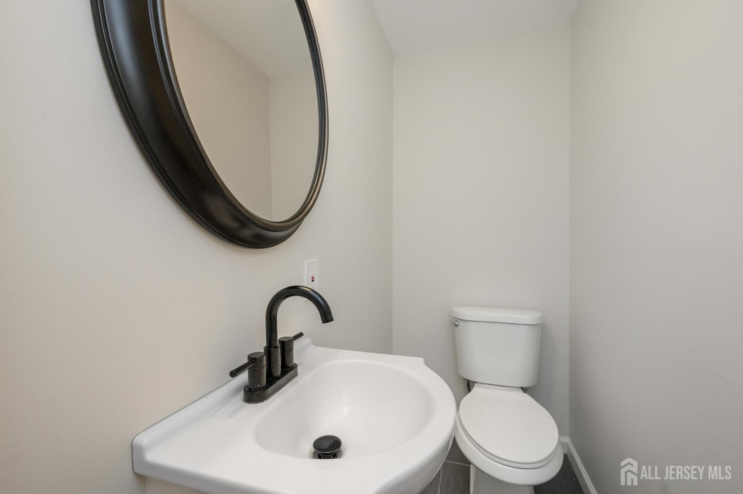 596 Keefe Road Lawrence NJ 08648
