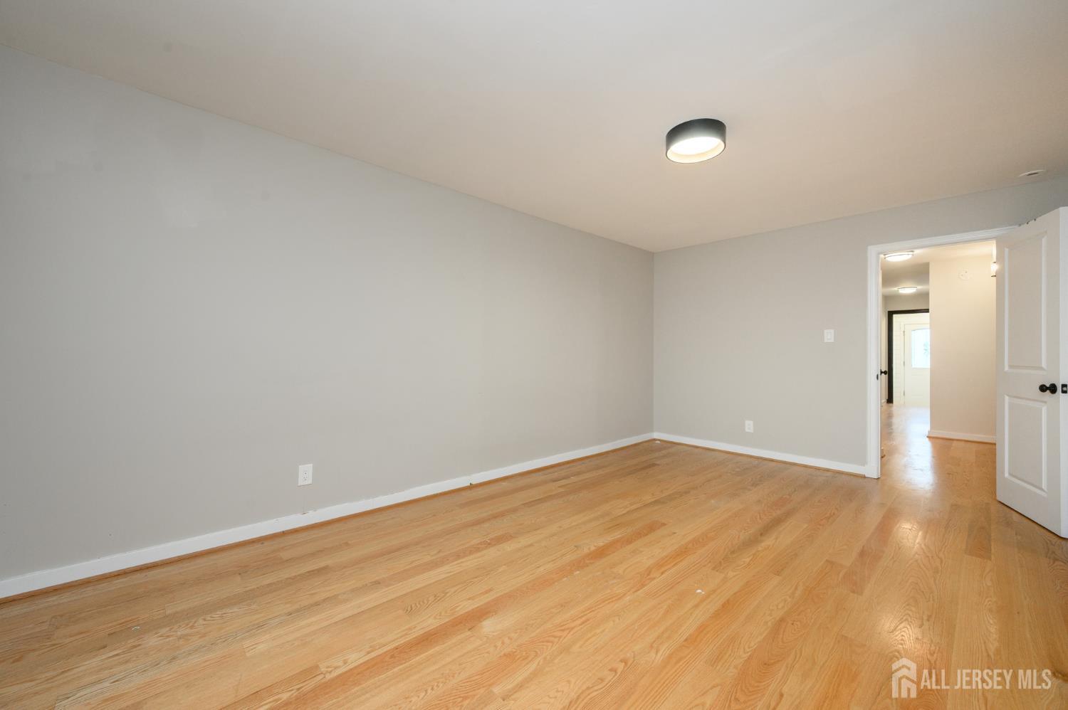 596 Keefe Road Lawrence NJ 08648