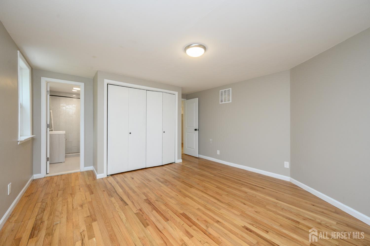 596 Keefe Road Lawrence NJ 08648
