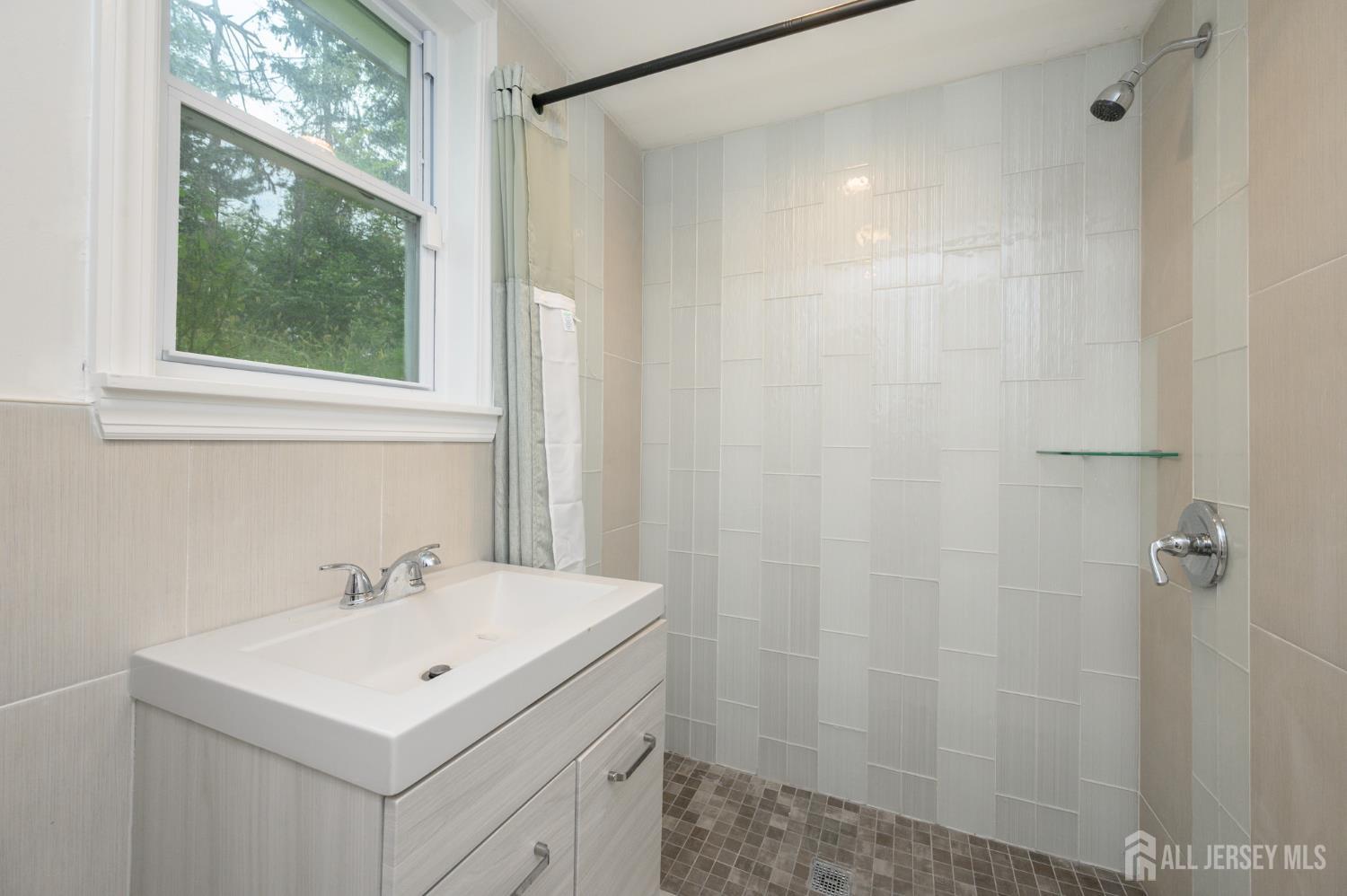 596 Keefe Road Lawrence NJ 08648