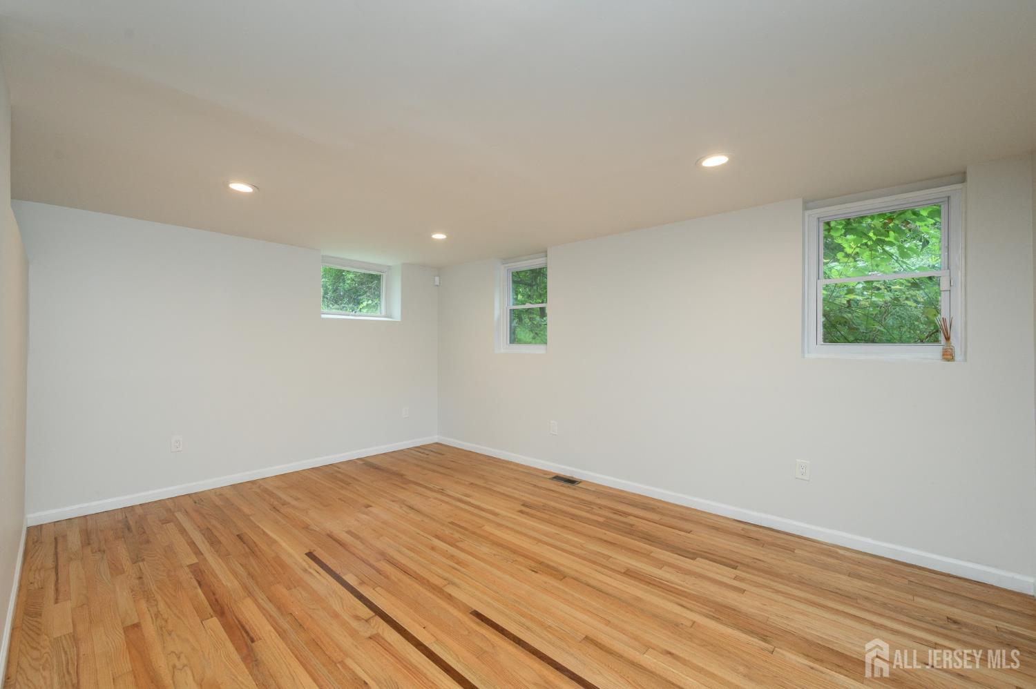 596 Keefe Road Lawrence NJ 08648