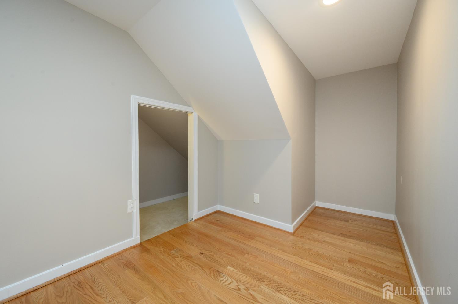 596 Keefe Road Lawrence NJ 08648