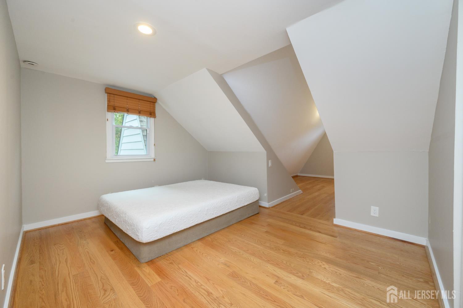 596 Keefe Road Lawrence NJ 08648