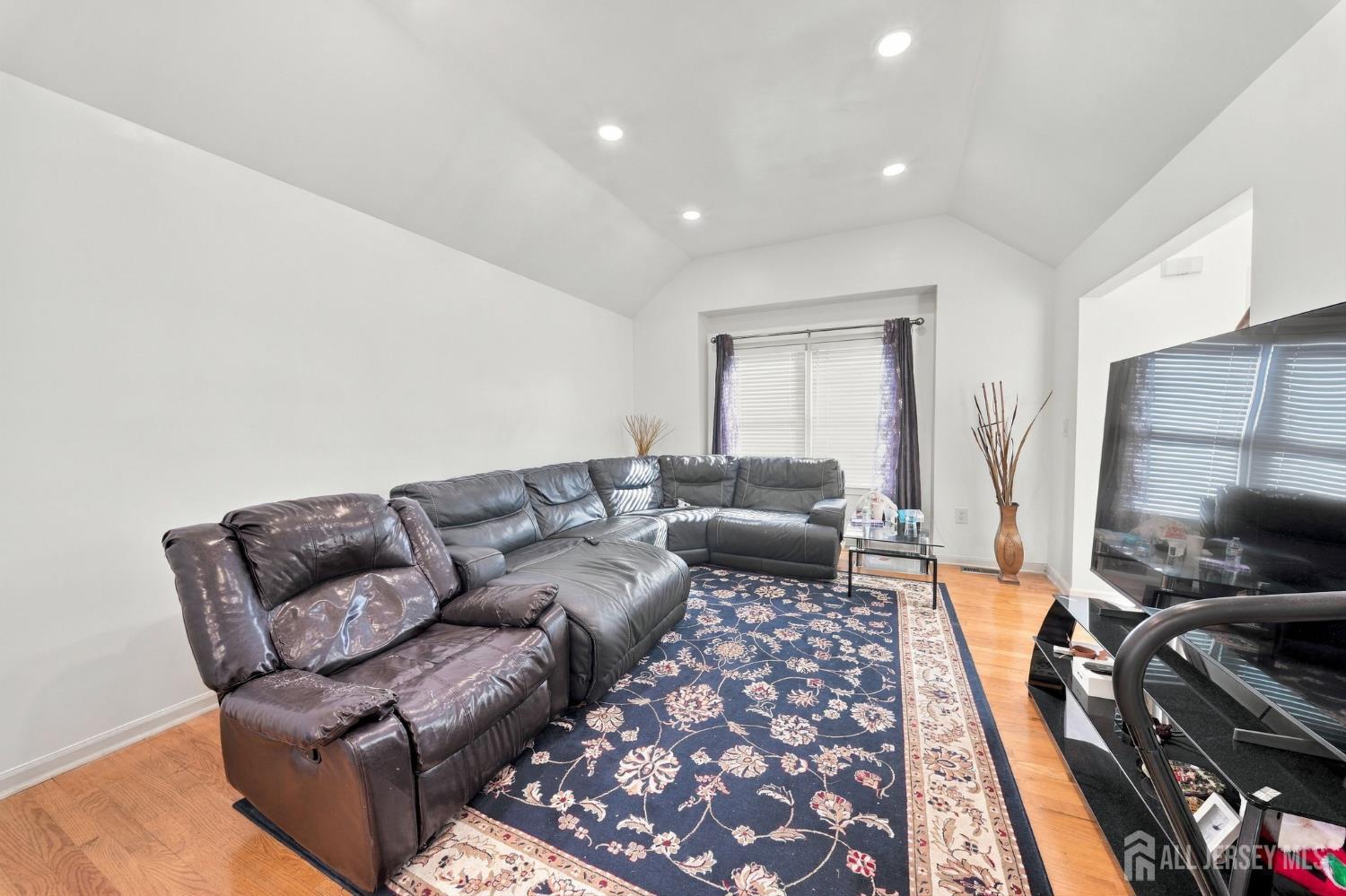 36 Fiume Street Iselin NJ 08830