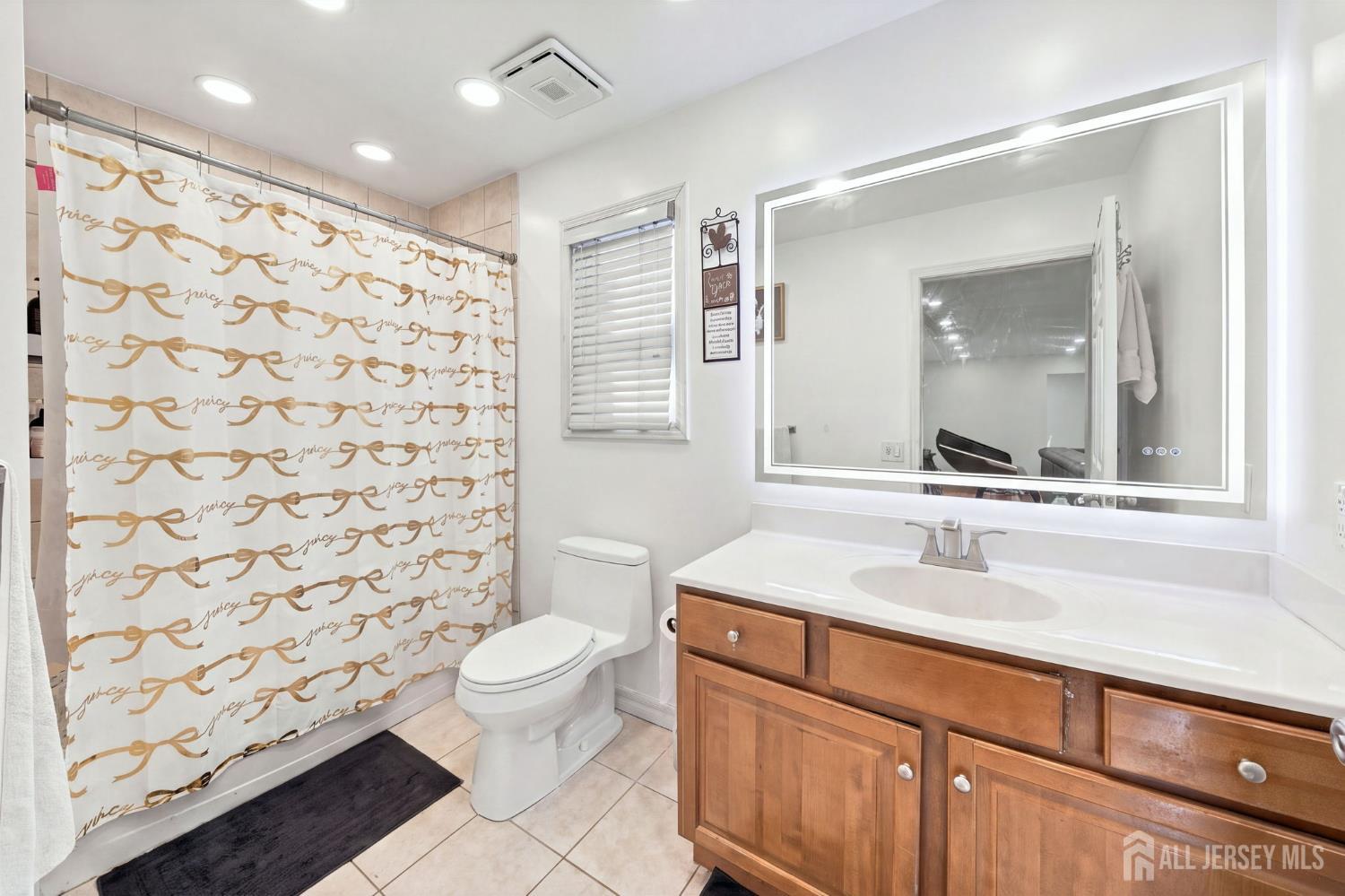 36 Fiume Street Iselin NJ 08830