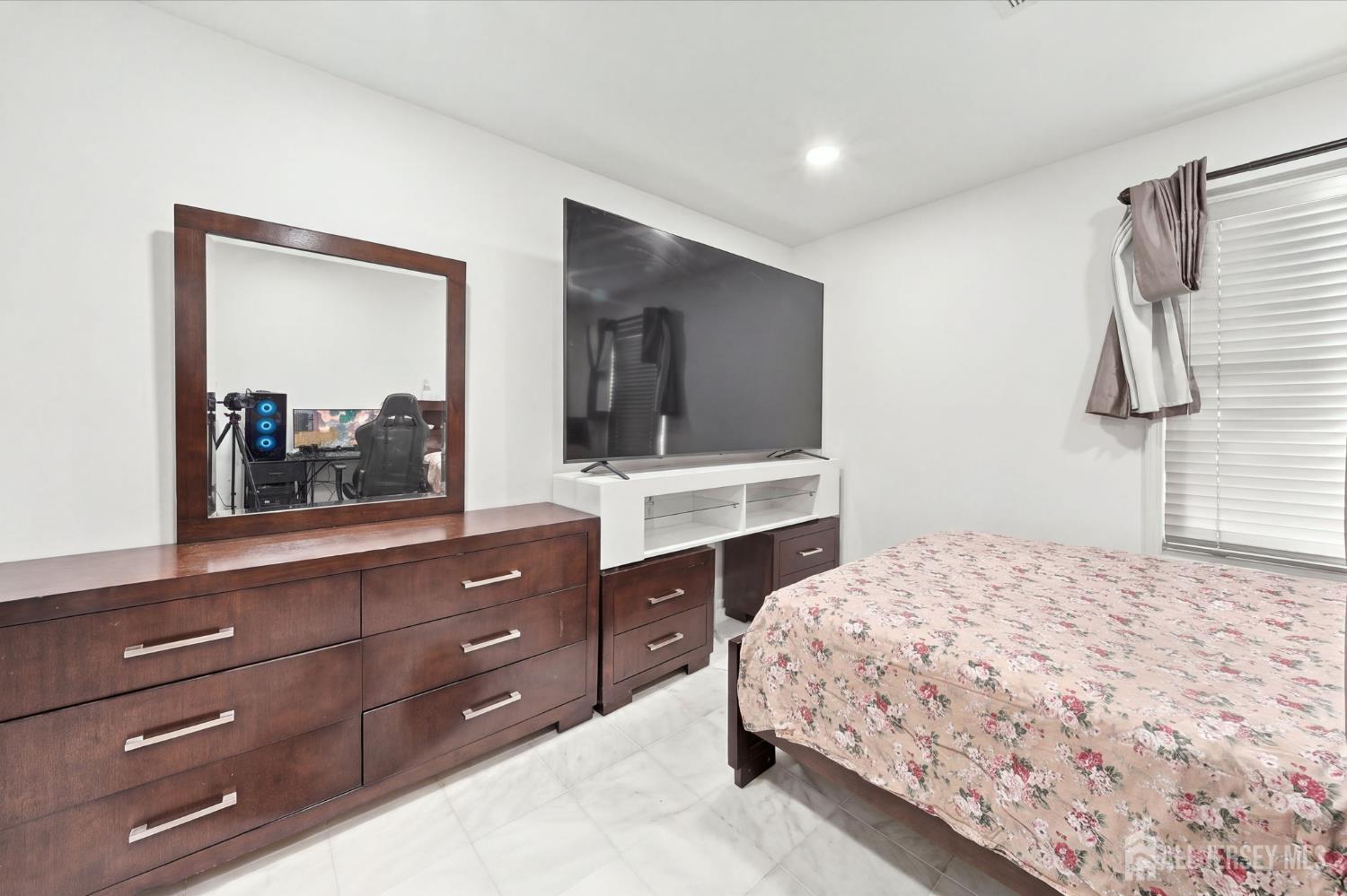 36 Fiume Street Iselin NJ 08830