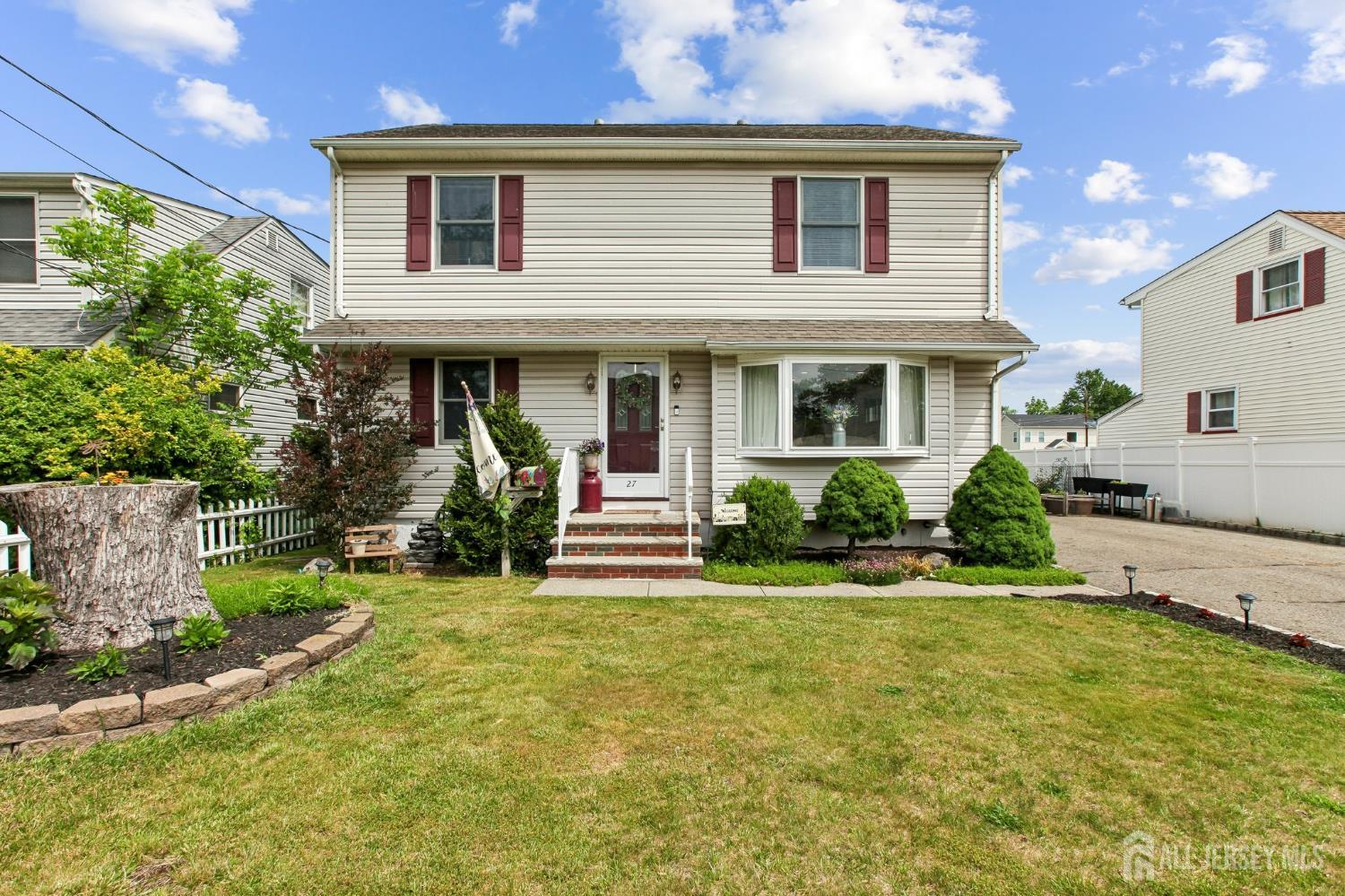 27 W James Place Iselin NJ 08830