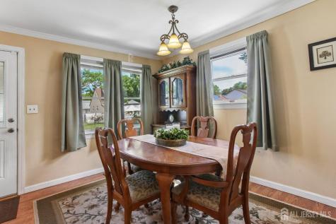 27 W James Place Iselin NJ 08830