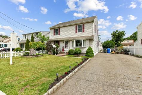 27 W James Place Iselin NJ 08830